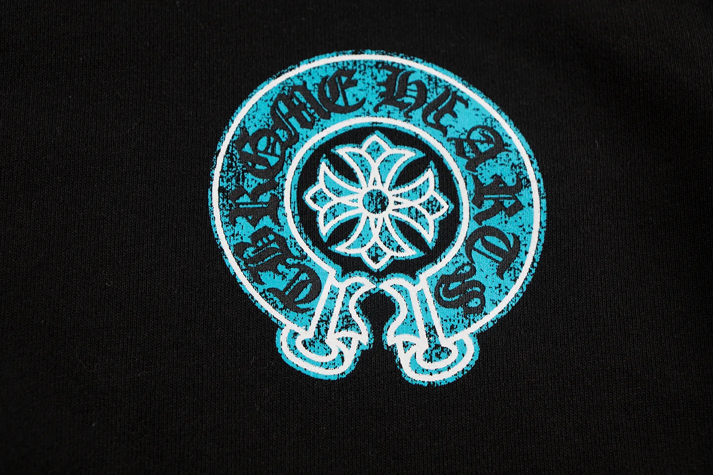 P270 Chrome Hearts Chrome Hearts Dopamine Color Horseshoe Steel Sweatshirt Size: S M L XL Color: Black, White